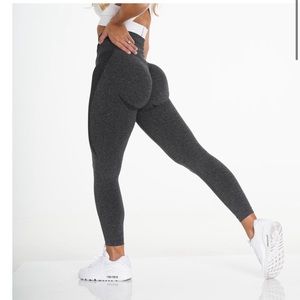 COPY - NVGTN Black Speckled NV Seamless Leggings contour